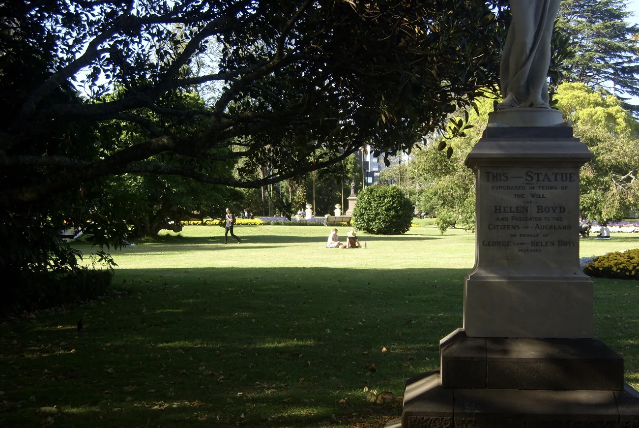 The Helen Boyd statue in an Auckland park